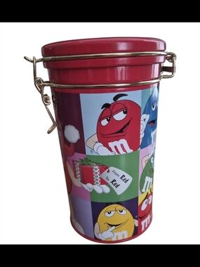 M&M's Empty Christmas Tin  Latch Mars 2012 Colour Red